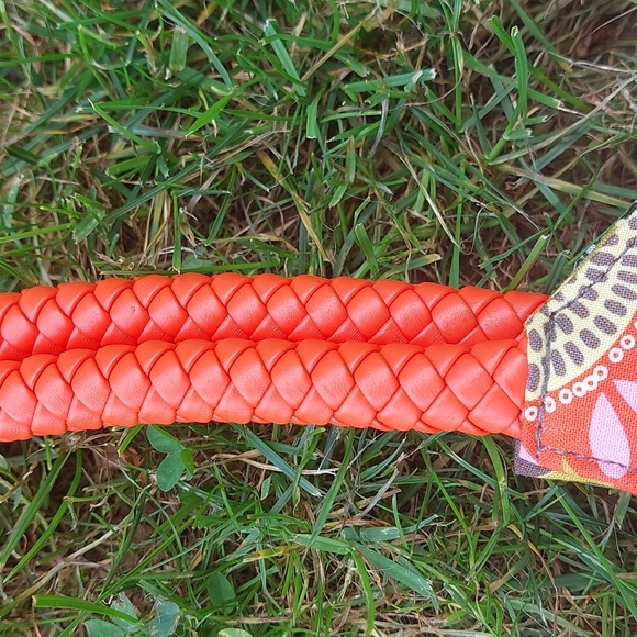 Vera Bradley Straw Bucket Tote Flower Shower - Picture 7 of 11